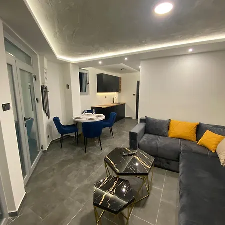 Divci Apartment